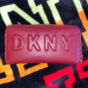 DKNY wallet